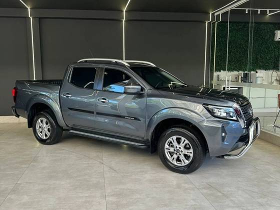 NISSAN FRONTIER 2.3 16V TURBO DIESEL XE CD 4X4 AUTOMÁTICO